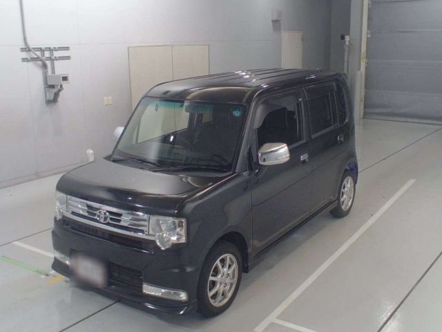 3189 Toyota Pixis space L575A 2016 г. (CAA Chubu)